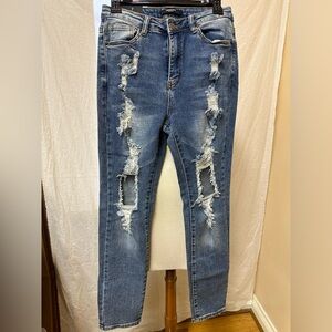 American Bazi High Rise Slim Fit jeans size 7. NWT